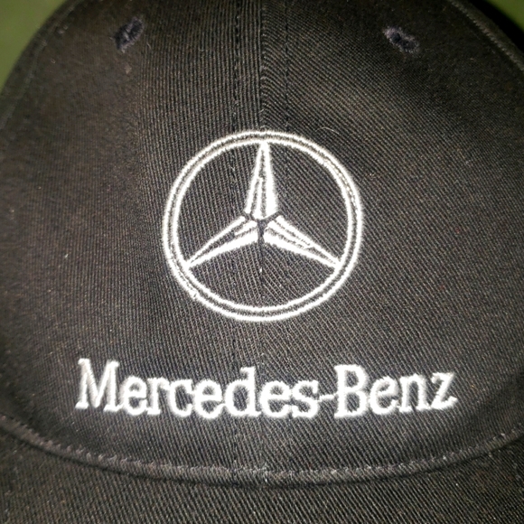 Vintage Rare Mercedes-Benz Adjustable Strapback Trucker Hat Cap - Picture 2 of 8